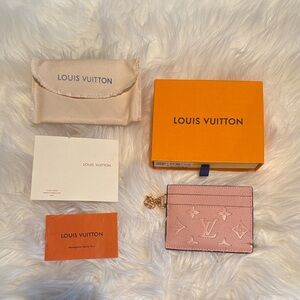 Blush Pink Embossed Monogram Card Holder with Gold Charm